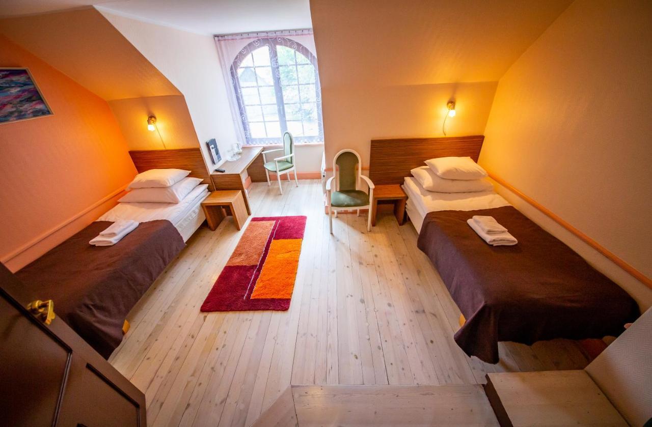 Hotel Liilia Käina Esterno foto